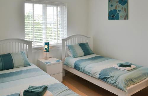 Oswald House - Photo 13