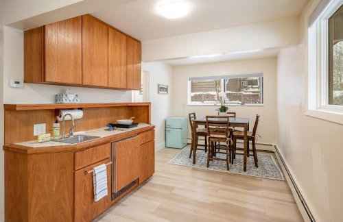 Garden Level Getaway - Foto 7