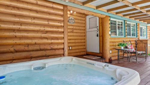 Creekside Cabin with Hot Tub-Fireplace-Pool Table - Foto 4
