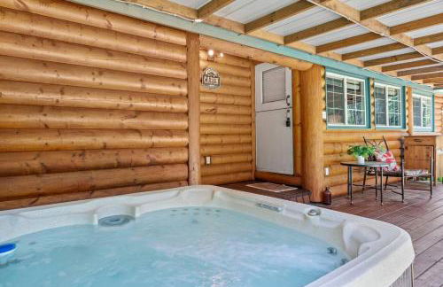 Creekside Cabin with Hot Tub-Fireplace-Pool Table - Foto 6
