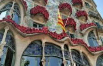 Premium refurbished apartment in Barcelona city center - Photo 48