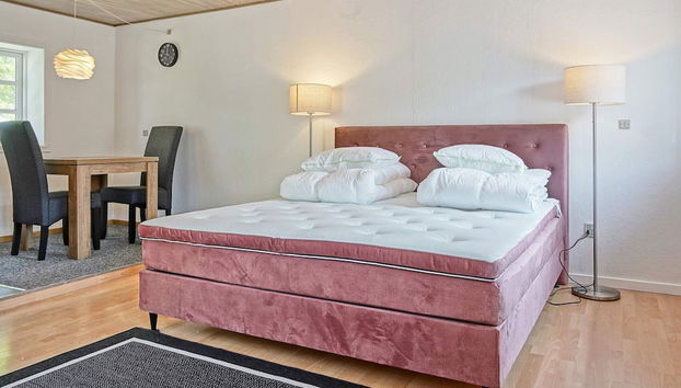 14 Person Holiday Home in Ronne - Foto 2, Habitación