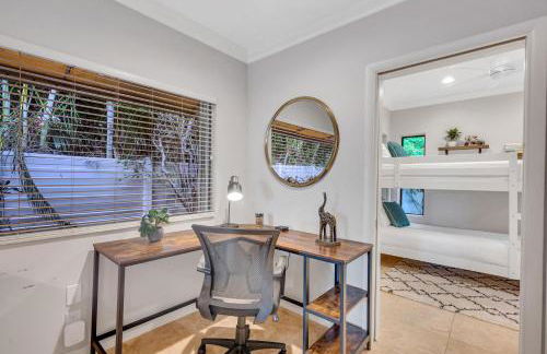 Heated pool Quiet Neighborhood Family Vacation Escape Key - Foto 32