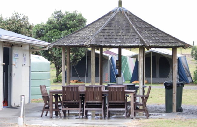 Mahia Beach Motel and Holiday Park - Photo 50