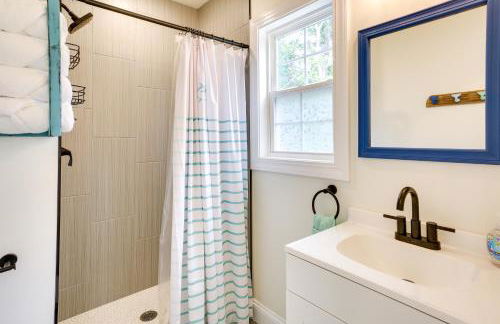 Cozy Cottage Minutes to Downtown Southport! - Foto 16