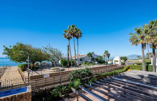 Bright Chalet with Swimming Pool and Close to Sea - Photo 52