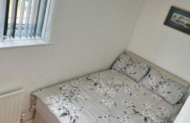 Luxury 4 Bed 3 bath 6 mins from City Renter - Foto 45