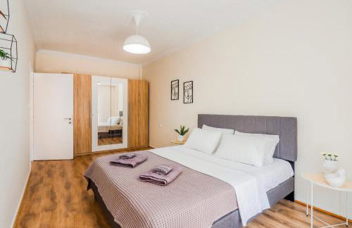 Grand Apartment Next to Center 3bd 110sqm - Foto 16