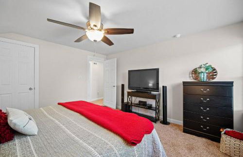 Ingersoll Immersion: Your Urban 4BR Retreat! - Foto 19