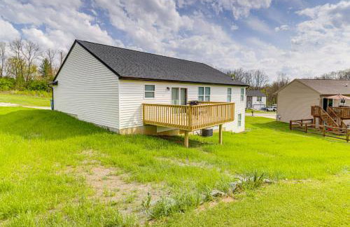 Deck and Outdoor Dining Family Getaway in Dry Ridge - Foto 29