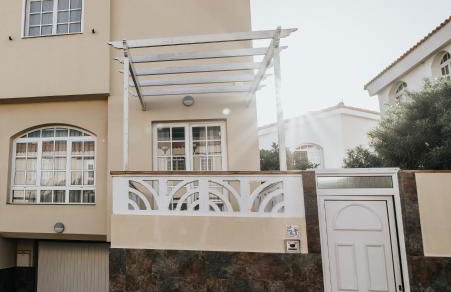 Chalet pareado a 5 minutos andando de la playa - Foto 2