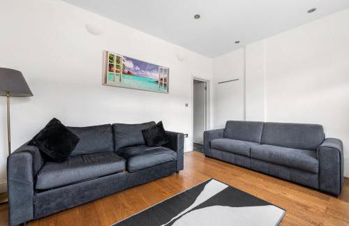 Group Friendly 2 Bed 2 Bath FREE PARKING for 2 Large Vans or up to 4 Cars Zone 2 Sleeps 10 Close to Central London and Zone 2 tube station - Photo 26