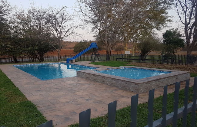 Ekuthuleni River Front Chalets - Photo 16