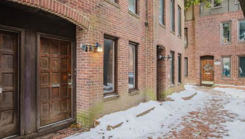 Georgetown 2br w wd nr Embassy Row nightlife WDC-705 - Foto 2, Other