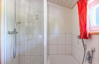 Ferienhaus Dornstetten: Sonniges Design Haus: Kamin, Sauna, Hot Pot, Zaun - Foto 50