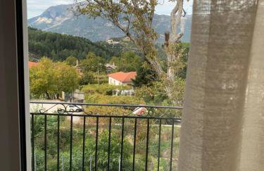 Madelulu House - Photo 3