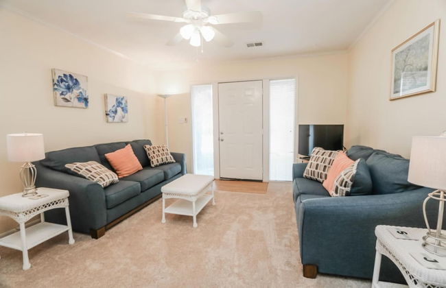 Beautiful Sea Gem - Condo 1 4 mi From Beach w Pool - Foto 12