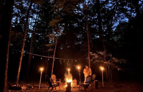 Romantic Glamping Getaway in a Pet Friendly Caravan, Ideal to Explore Hudson Valley - Foto 17