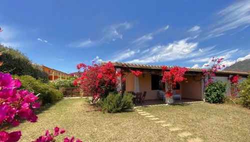Casa Boeri - Vista mare con piscina e giardino Residence Abba Urci - Foto 4, Garden
