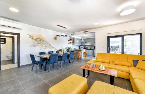 Luxury Villa Bava-5minutes to center - Foto 12