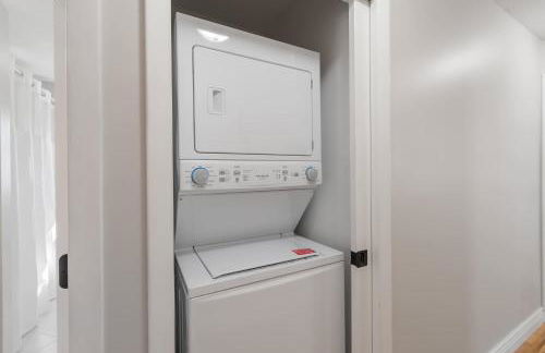 High-End Finger Lakes Escape - Expansive Game Room, Cozy Firepit, & Scenic Views - Foto 41