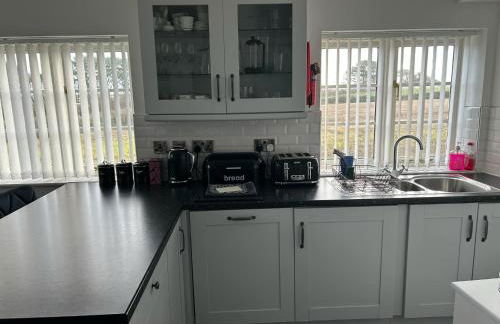 Great location very spacious. Sea and castle view - Foto 10