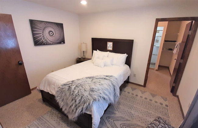 Garage Studio near OUSHC Hospital - Photo 7