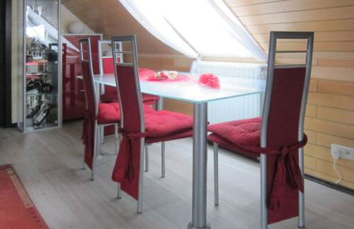 Schöne Ferienwohnung im HAUS SONNENGARTEN mit WLAN und Parkplatz in Achim bei Bremen - Foto 5