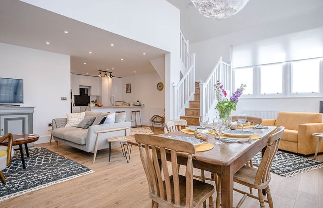 One The Old School, Leiston - Photo 1