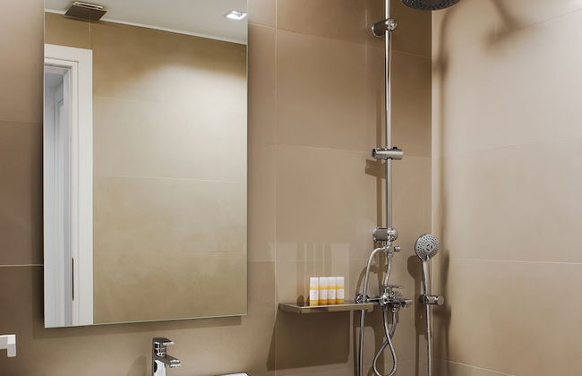 Elysium Boutique Apartments - Photo 72