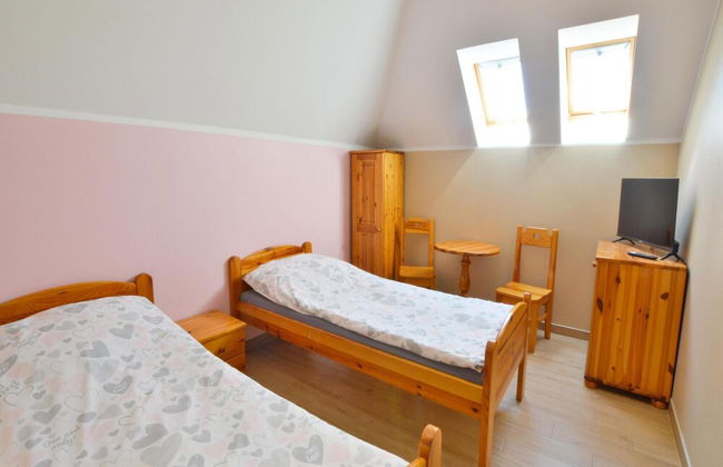 Holiday Apartment, 3 Bedrooms, Garden, Slowino - Photo 3