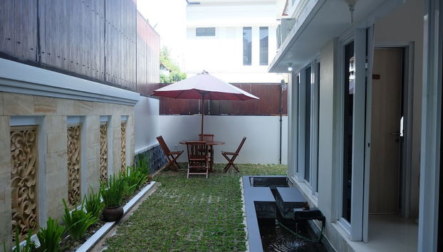 Coin salon dans le hall