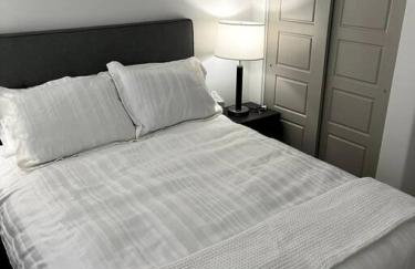 Resort Like Amenities King bd 2 Qn bds Fast WiFi Slps7 - Foto 26