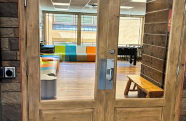 NEW! Marriott Slope View Ski in Ski out Luxury Studio Sleeps 4 Full kitchen, Amenities & Fee Parking - Foto 40