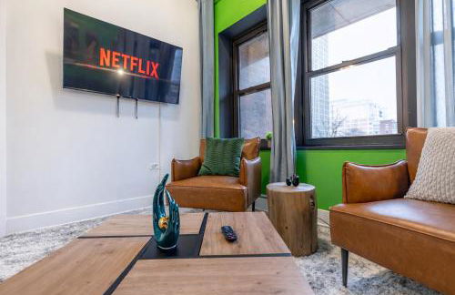 Modern 3BR in South Loop with Optional Parking and Gym Access Near McCormick Place, Chinatown and Soldier Field - Foto 10