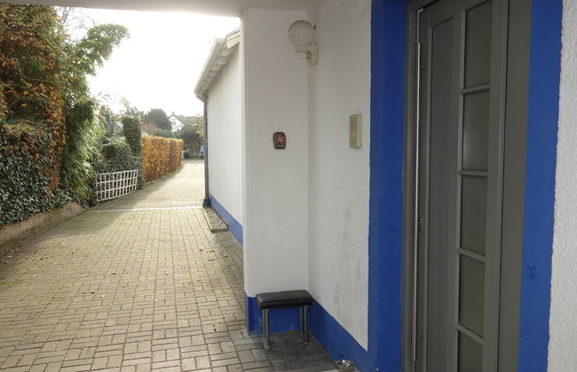 Tolstov-Hotels Large 3 Room Apartment with Garden - Foto 2