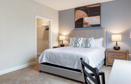 Landing Stylish 3BD Clubhouse Gym - Photo 40