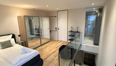 Schönes City Design Apartment I Boxspring I P I Smart I Wasch I 200m Bahnhof - Foto 5, wardrobe