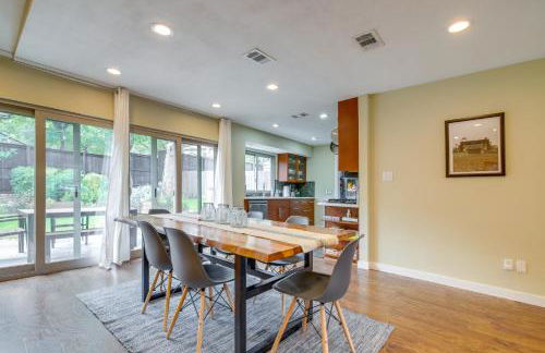 Austin Home Near Zilker Park with Yard Pets Allowed - Photo 10