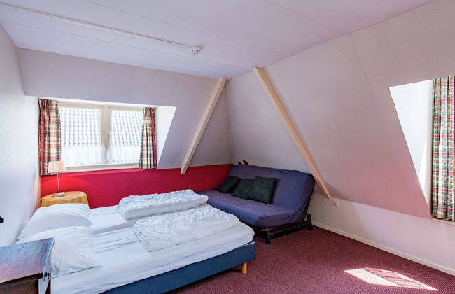 Quaint Holiday Home in Friesland by the Lake - Foto 9