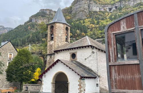 CALMFRANC ático abuhardillado con vistas al río y la montaña Avistamiento de ciervos en Canfranc Pueblo - Foto 45