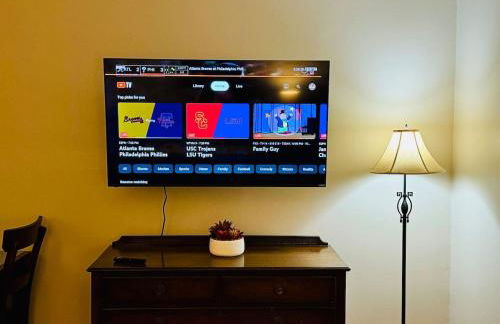 Lakefront Condo - King Bed Full Kitchen - Foto 15