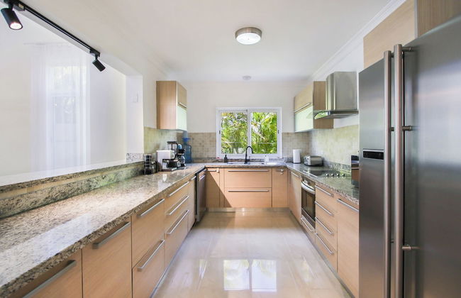 Golf Villa in Bavaro - Pool, Jacuzzi, Staff - Foto 7