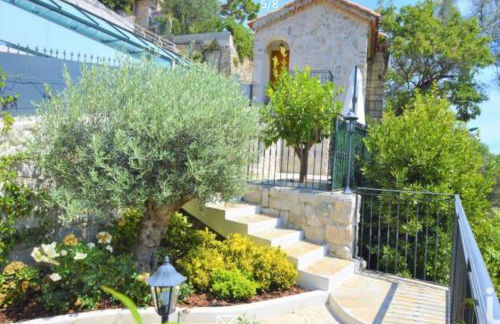 Villa d exception avec terrasse, jacuzzi, vue mer, parking, en plein cœur du village de Eze - Foto 45