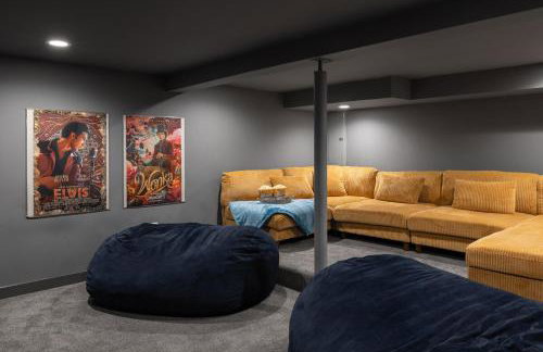 Blushing Pink Manor! Off Frankfort Ave! 8 BR! - Foto 59