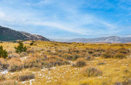 Less Than 1 Mi to Chico Hot Springs Mtn-View Hideaway! - Foto 26