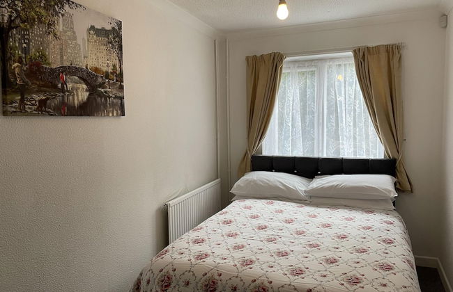 Tivoli Bungalow - Photo 3