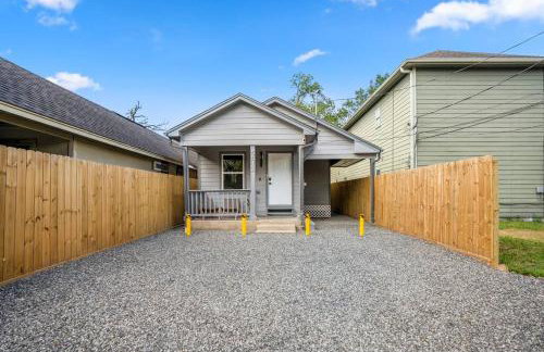 HTX Ultra Studio Suite #3 - Photo 14