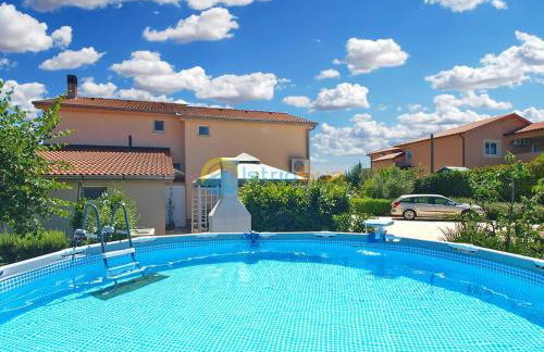 Apartment Radeki Glavica 112b - Photo 14