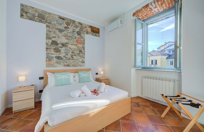 La Voce Del Lago Pied Dans L' Eau - Foto 5